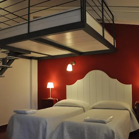 Roccadia Kır Evi